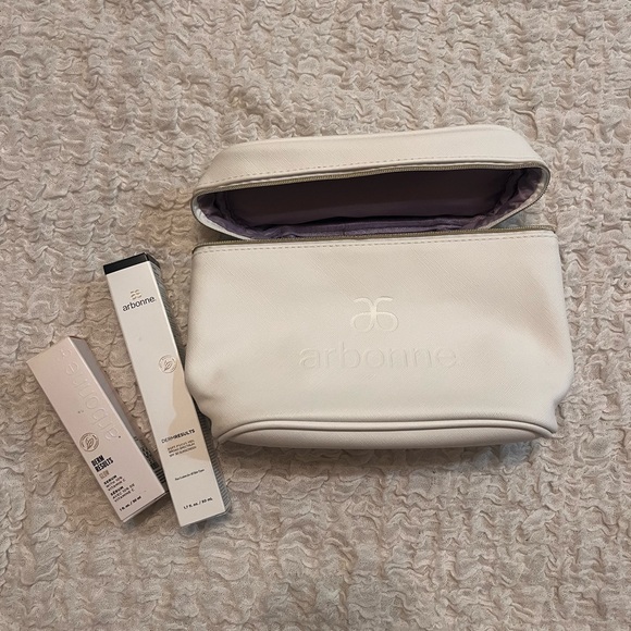 NWT!! Arbonne Set
